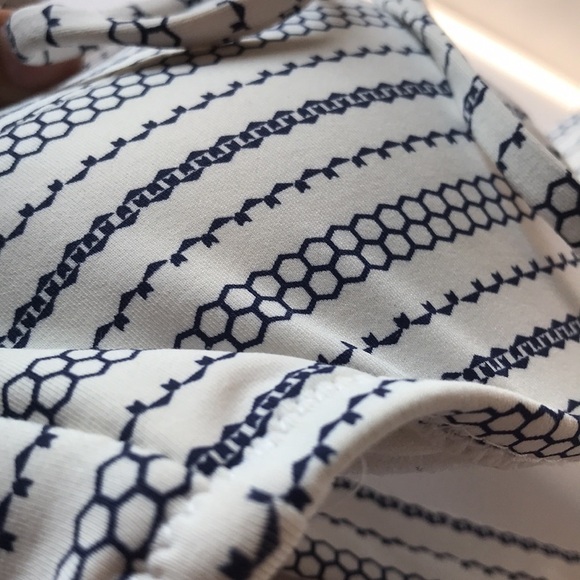 Chain link honey comb blue white print bikini set swimwear holiday vacation - Picture 12 of 17